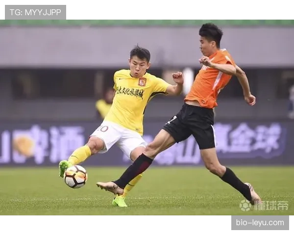 推人犯规如何判定？规则解析与实战判例说明